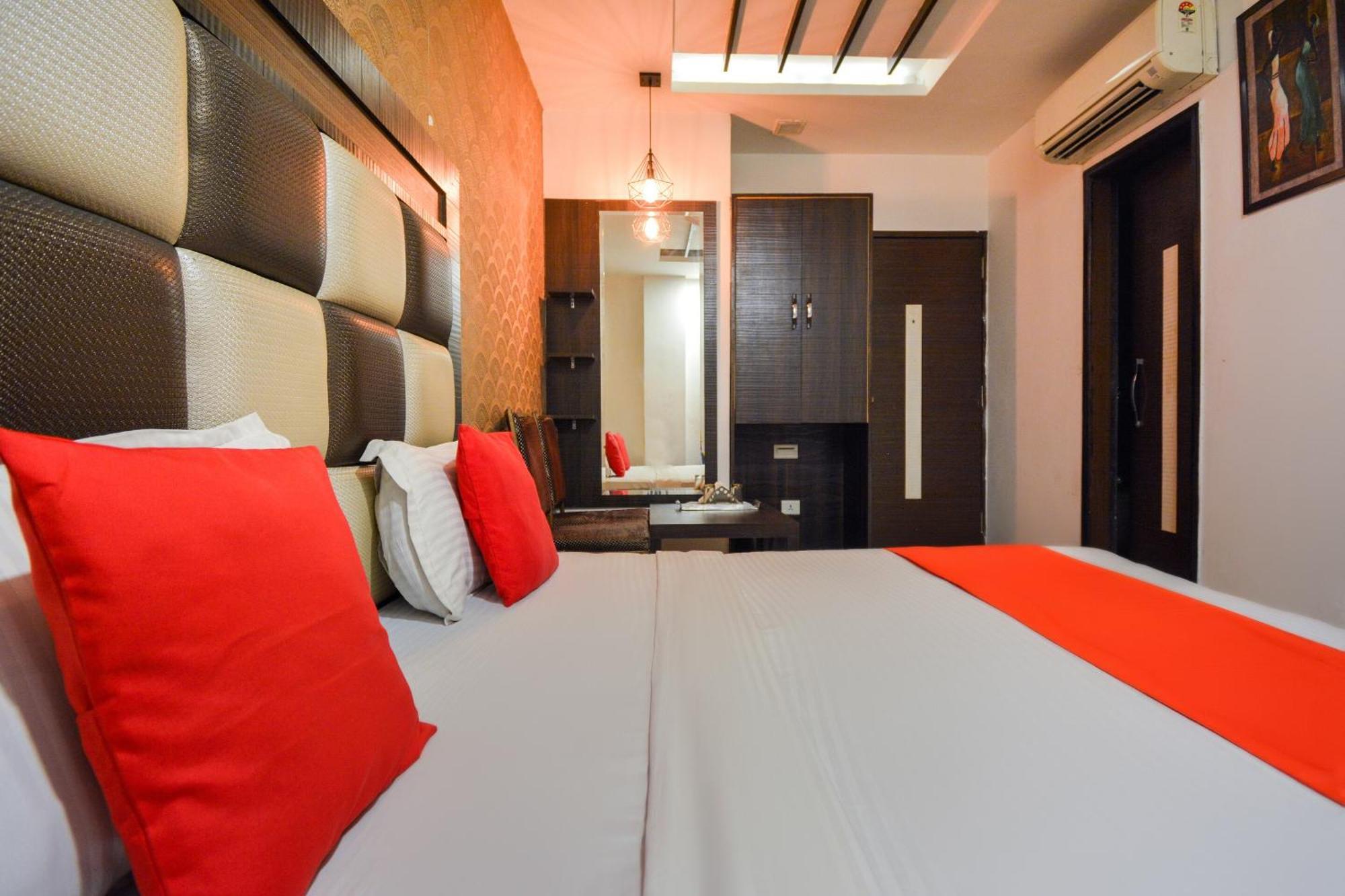 Hotel O Lexis Ludhiana Exterior photo