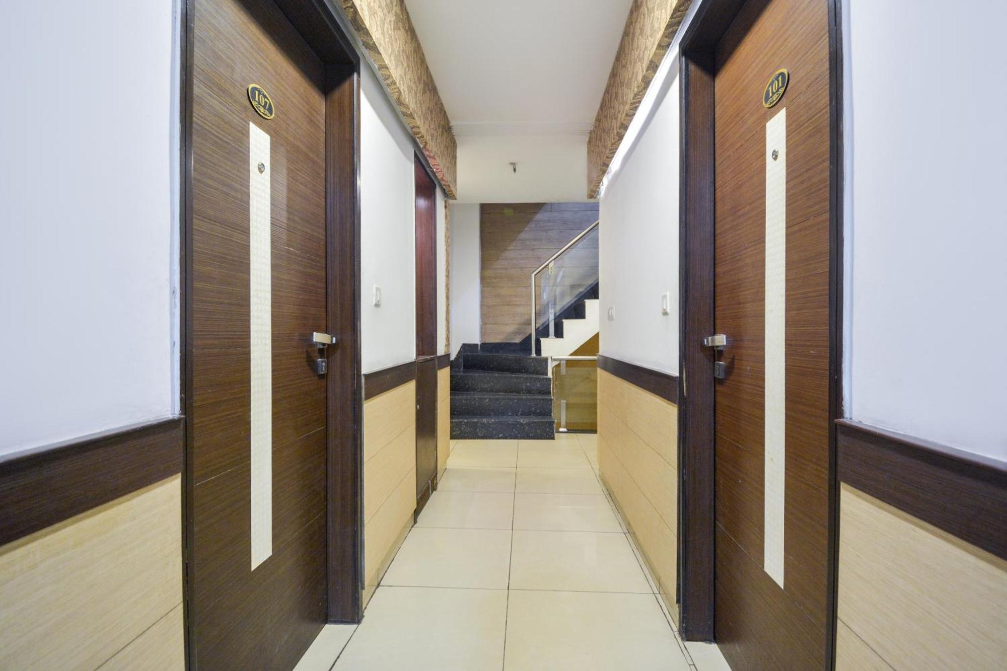 Hotel O Lexis Ludhiana Exterior photo