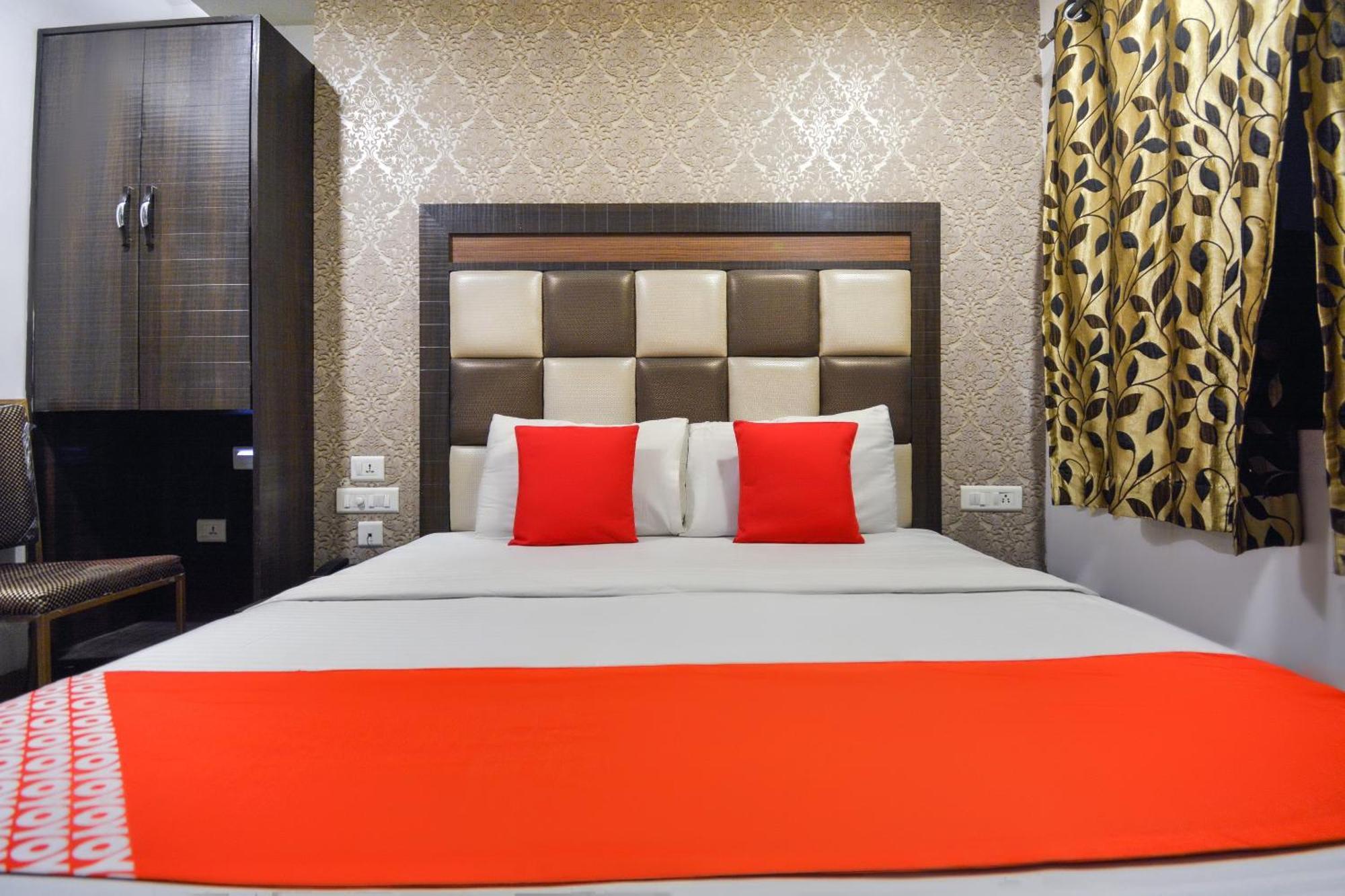 Hotel O Lexis Ludhiana Exterior photo
